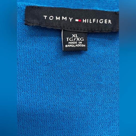 Tommy Hilfiger Argyle Sweater XL 💙🤍 - Picture 3 of 4